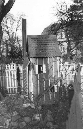 Herrnhut-Ruppersdorf/O.L.-Ninive. Miniaturwindmühle beim Gasthof