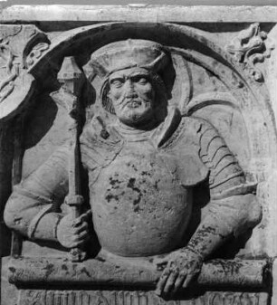 Wappenepitaph für Heinrich von Horben zu Ringenberg und Rudolf von Horben zu Ringenberg : Wappenepitaph für Heinrich von Horben zu Ringenberg und Rudolf von Horben zu Ringenberg. Marmor (rötlich) (1506/1509; S. Bocksdorfer). Detail mit Porträt von Heinrich von Horben zu Ringenberg. Gestratz, Pfarrkirche Sankt Gallus, Außenwand