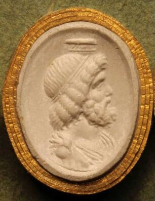 Profilkopf des Serapis (Daktyliothek, Erstes Mythologisches Tausend)