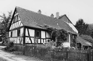 Wohnhaus, Fachwerk; Biebergemünd, Hufeisenstraße 13