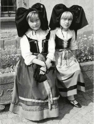 Trachten-Mädchen in Kaysersberg