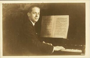 [Robert Bernhardt]