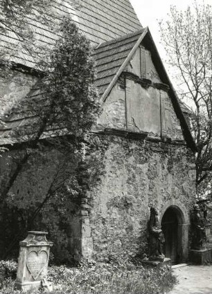 Graupen (Krupka). Friedhofskapelle Sankt Anna (1609)