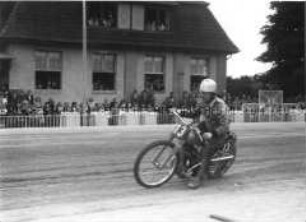 Motorrad-Meisterschaften in Marienfelde - Erich Bertram