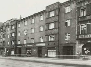 Dresden-Trachau, Leipziger Straße 212/214. Doppelwohnhaus (um 1925) mit Läden