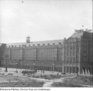 Altmarkt - Westseite mit Webergasse