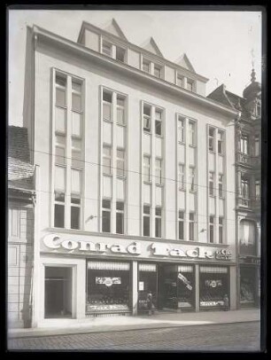 Conrad Tack, ganzes Haus in der Spremberger Straße 14