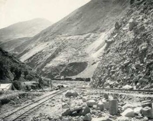 Kehre der Andenbahn unterhalb "Devils Nose"