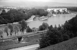 Hauenstein: über den Rhein auf Kraftwerk Albbruck