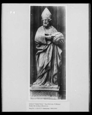 Statue des heiligen Dionysius