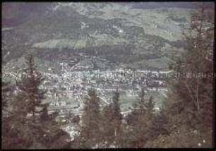 Blick auf Mittenwald im oberen Isartal