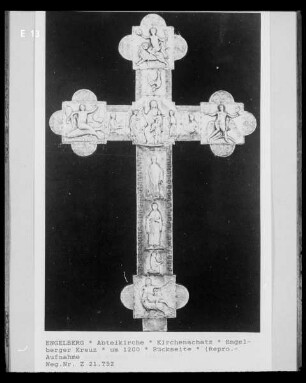 Engelberger Kreuz, Rückseite mit thronender Madonna, Heiligen sowie den vier Elementen