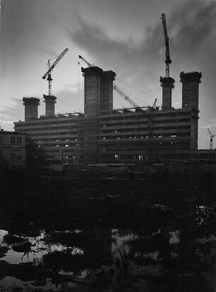 Othmarschen, Krankenhaus-Neubau 1969 : Hamburg. Neubau der Asklepios Klinik Altona. Blick auf die Baustelle