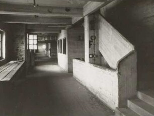 Gang und Treppe im 6. OG