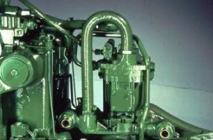 Fotografie: Traktor, Antriebs- und Anbausystem, Hydraulik