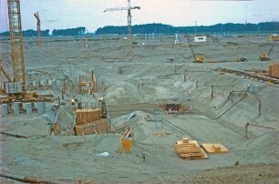 Bau der Schleuse der Staustufe Iffezheim/Rhein