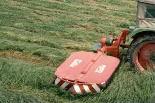 Fotografie: Futtererntetechnik, Mähwerk, Scheibenmähwerk