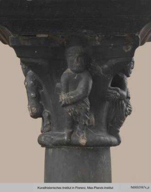 Kapitell mit der Steinigung des Heiligen Stephanus (oder Hiob?) - N7B8