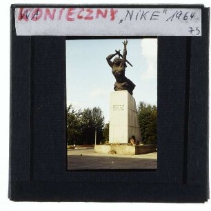 Warschau, Konieczny, Denkmal der Warschauer Helden