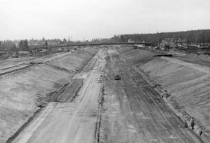 Bau der Kanalbrücke Rednitz und anderer Kanalüberführungen des Main-Donau-Kanals in der Haltung Kriegenbrunn