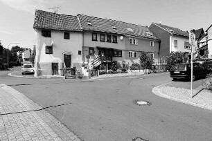 Wohnhaus; Schotten, Karlstraße 2, Karlstraße 6, Karlstraße 4