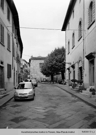 Piazza Santa Caterina, Colle di Val d'Elsa