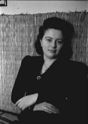 Bukarest: Atelier: Fräulein Liese [Buchholz]