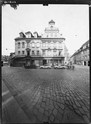 Meißen-Altstadt, Rathenauplatz (Heinrichsplatz) 4/5. Doppelwohnhaus mit Läden (1880). Straßenfront