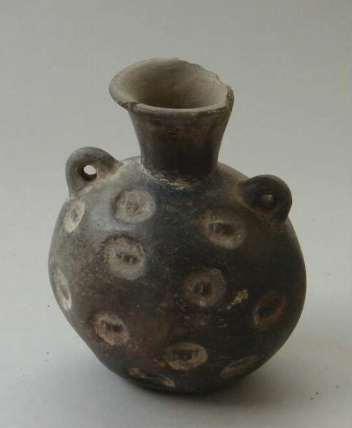 Clay vessel