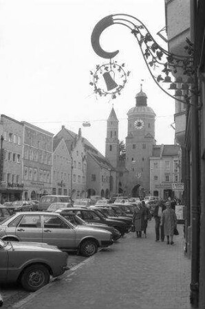 Vilsbiburg: Aushängeschild [Nasenschild] in der Hauptstraße [am Stadtplatz]