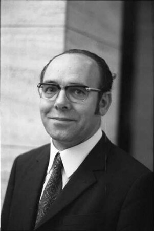 Verabschiedung von Stadtrat Gustav Betz (SPD 1961 - 1971) aus dem Karlsruher Stadtparlament