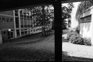 Freiburg: Bildungszentrum, Neubau Hildastraße, außen