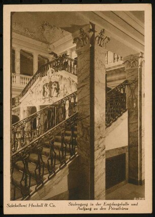 Henkellsfeld (Henkell & Co. Sektkellerei KG), Wiesbaden: Marmorsaal, Blick Richtung Treppe