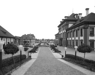 Schloss Troja — Hof
