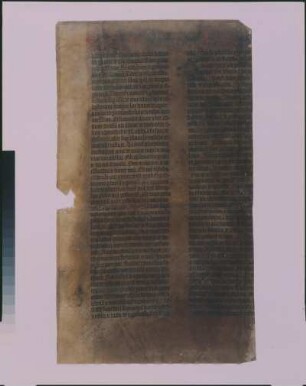 Textseite der 42zeiligen Bibel : Biblia. Blatt 1v (fol. 22v) der 42zeiligen Bibel. Mainz: J. Gutenberg, um 1452/1455. Dreifarbendruck auf Pergament, ca. 36 x 21 cm; Dresden: SLUB Ink.1068