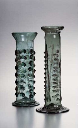 Farbiges Stangenglas
