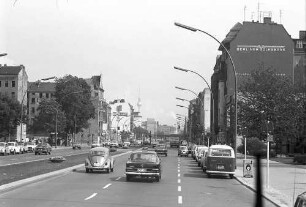 Berlin; Wedding: Müllerstraße vom Rathaus auf Wedding