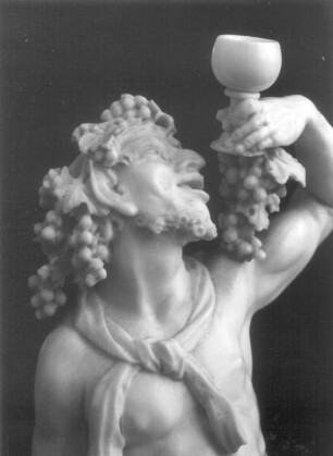 Permoser, Balthasar: Herbst (Bacchus). Elfenbein, geschnitzt, Ebenholzsockel; H. 22,5 cm. Dresden, um 1685/1690. Dresden: Grünes Gewölbe II/48