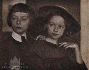 Ilse und Fritz (Aus einer Werbebroschüre des Ateliers)