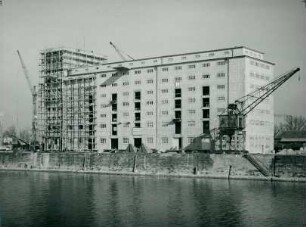 Lagerhaus und Silogebäude C.G. Maier, 1950-1951