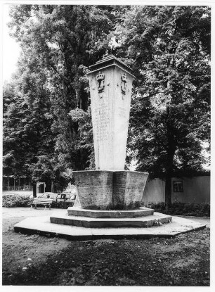 Denkmal; Frankfurt, Senckenberganlage