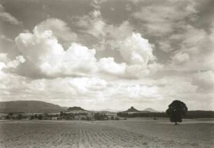 Sächsische Schweiz. Ebenheit bei Reinhardtsdorf. Blick gegen Großen Winterberg, Kaiserkrone und Zirkelstein