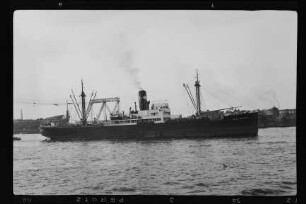 Valda Ahrenkiel (1927), Ahrenkiel, Hamburg