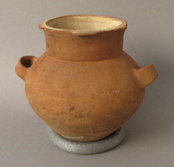 Clay vessel