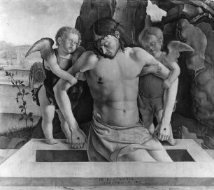 Der tote Christus von zwei Engeln gestützt