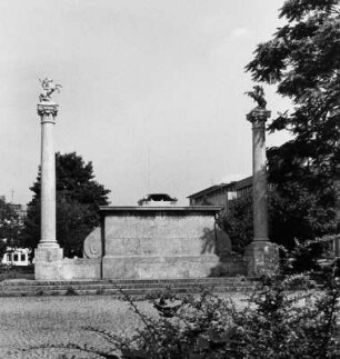 Dragonerdenkmal; Darmstadt, Landgraf-Philipps-Anlage
