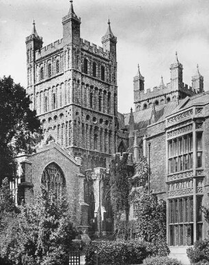 Exeter (Devon), Kathedrale St. Peter, Aussenansicht, Türme der Kreuzarme