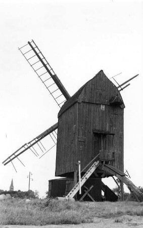 Ausleben-Ottleben. Mühle Trog, Bockwindmühle, Baujahr 1848