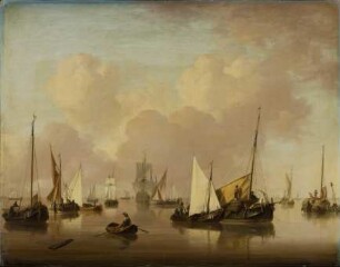 Boote und Segelschiffe auf stiller See