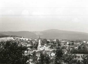 Stadtansicht von Eibenstock mit Pfarrkirche von Südwesten